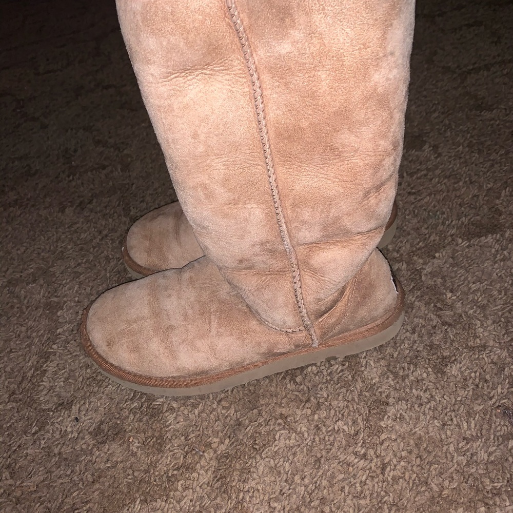Uggs - image 5